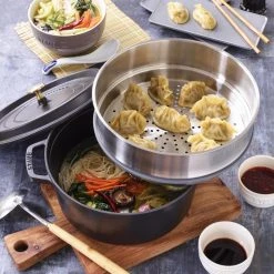 Staub Cocotte Rund Aus Gusseisen Mit Dämpfeinsatz In Dunkelblau -KitchenAid shop 16982 rgb 300dpi 1