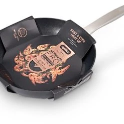 Zyliss Ultimate Pro Bratpfanne Mit Ausgießer, Antihaftbeschichtung, 28 Cm -KitchenAid shop 220 E980177 28cm Ultimate Pro Frying Pan Packaging Angled