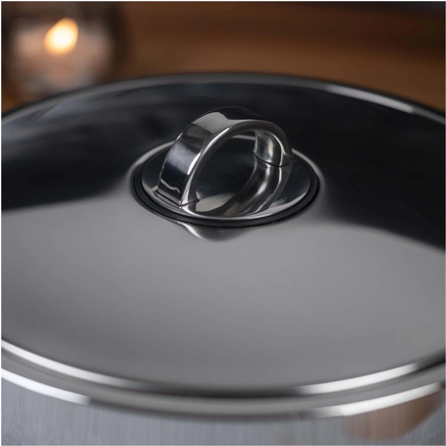 Kuhn Rikon DUROTHERM® Pro Servierkochtopf 5.0 L/22 Cm 7 Kuhn Rikon DUROTHERM® Pro Servierkochtopf 5.0 L/22 Cm – Bild 5