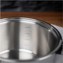 Kuhn Rikon DUROTHERM® Pro Servierkochtopf 5.0 L/22 Cm 9 Kuhn Rikon DUROTHERM® Pro Servierkochtopf 5.0 L/22 Cm -KitchenAid shop 30593 ip1 web