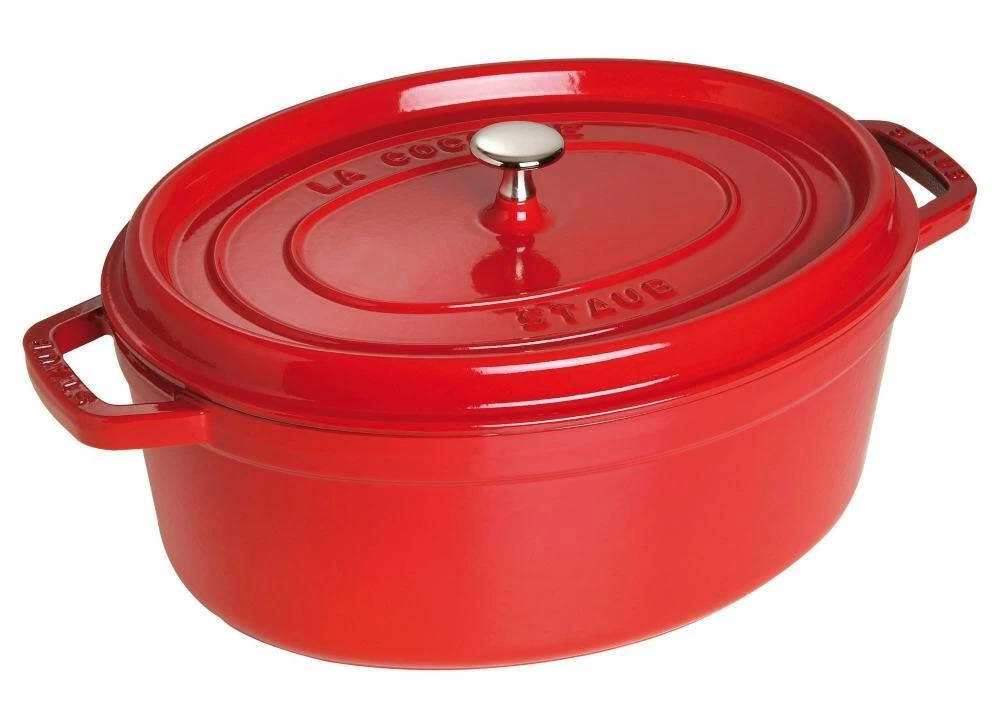 Staub Cocotte Oval Aus Gusseisen In Kirschrot 3 Staub Cocotte Oval Aus Gusseisen In Kirschrot