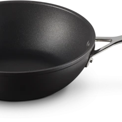 Le Creuset Aluminium-Antihaft Wok-Pfanne -KitchenAid shop 51104260010202 00003