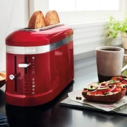 KitchenAid Design 2-Scheiben Langschlitztoaster In Empire Rot -KitchenAid shop 5KMT3115 empire rot ambiente 1