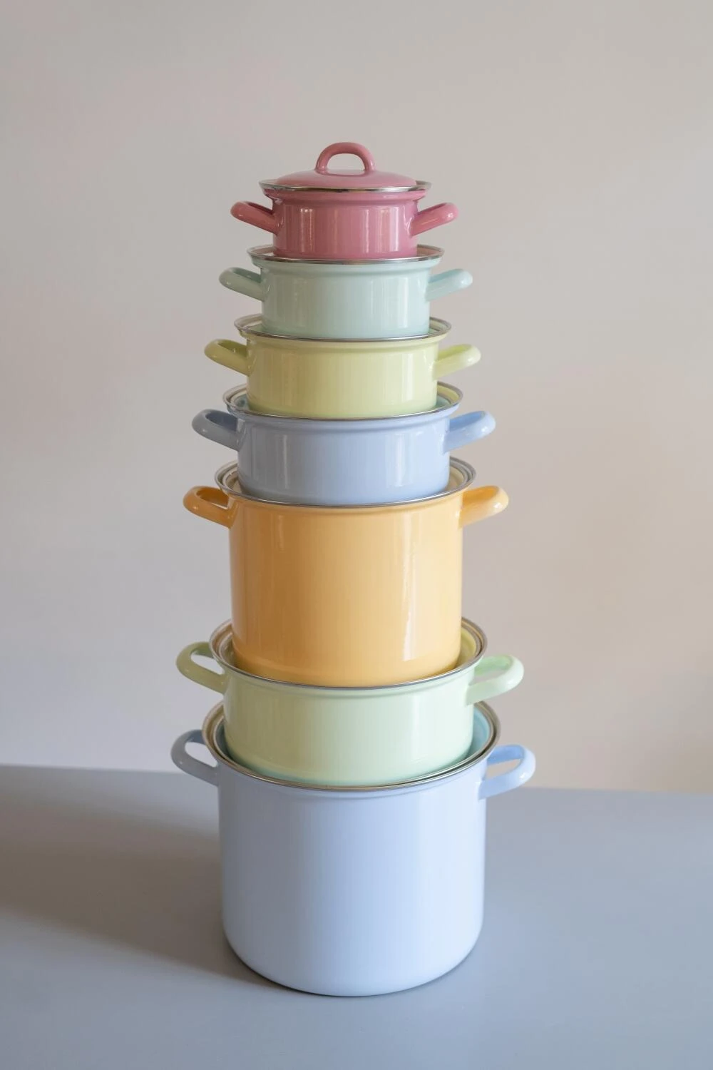 Riess Emaille Riess Kasserolle Aus Emaille In Pastell-gelb 4 Riess Emaille Riess Kasserolle Aus Emaille In Pastell-gelb – Bild 2