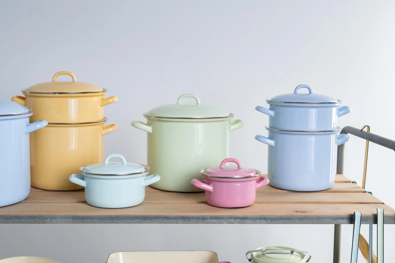 Riess Emaille Riess Kasserolle Aus Emaille In Türkis 5 Riess Emaille Riess Kasserolle Aus Emaille In Türkis – Bild 3