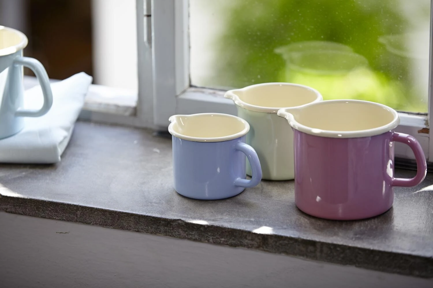 Riess Emaille Riess Schnabeltopf Aus Emaille In Nilgrün 4 Riess Emaille Riess Schnabeltopf Aus Emaille In Nilgrün – Bild 2