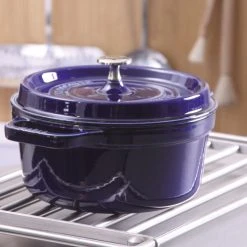 Staub Cocotte Rund Aus Gusseisen In Dunkelblau -KitchenAid shop Staub Cocotte rund db3 l